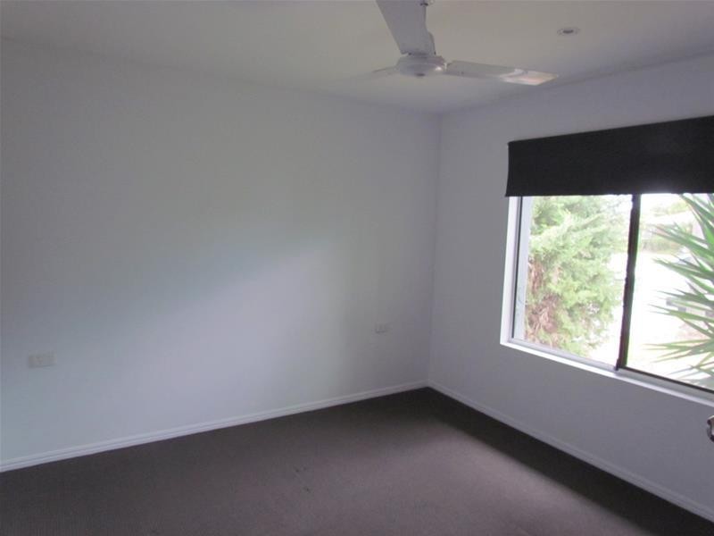 4 Mainsail Street, Currumbin Waters QLD 4223