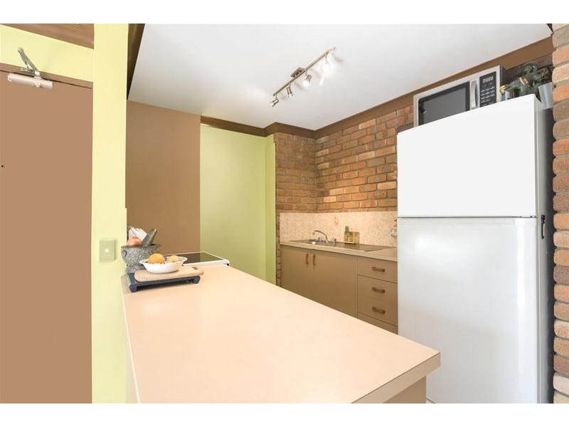 14/4 Rolan Court, Palm Beach QLD 4221