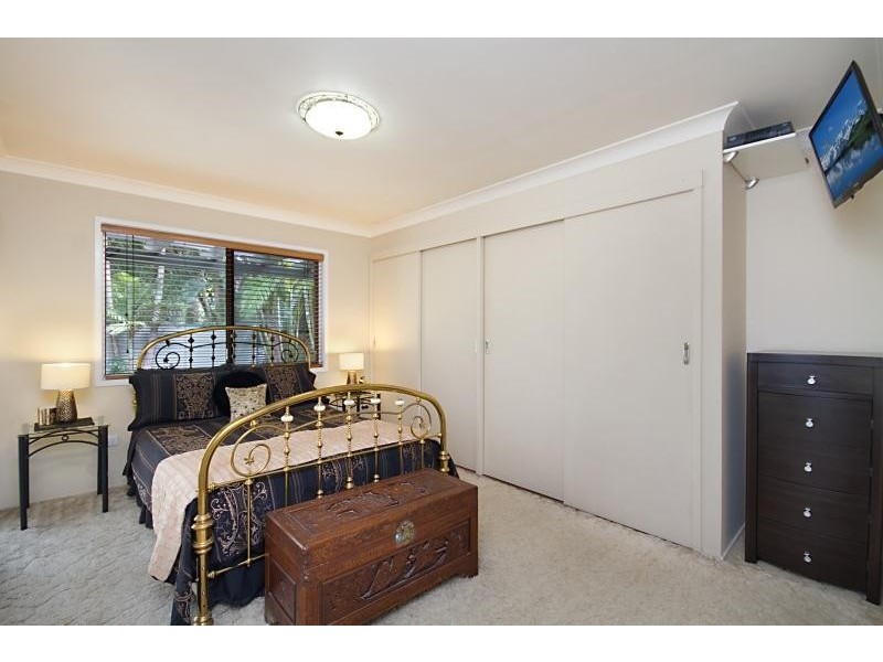 8 Flaminia Street, Currumbin Waters QLD 4223