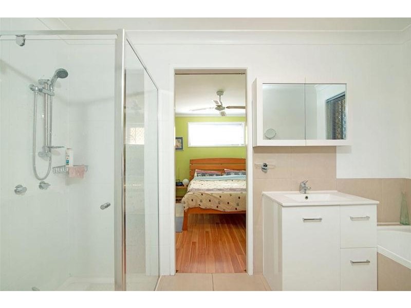 7 Esperance Close, Elanora QLD 4221