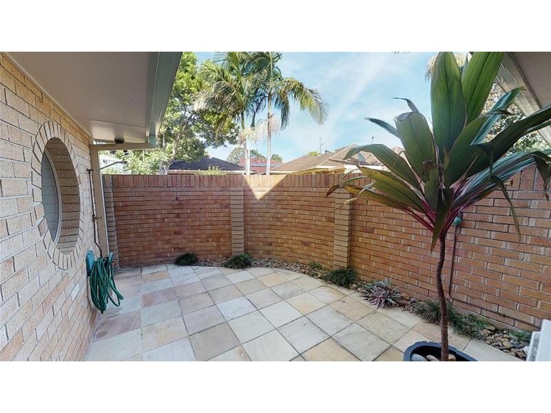 2/7 Janal Place, Currumbin Waters QLD 4223