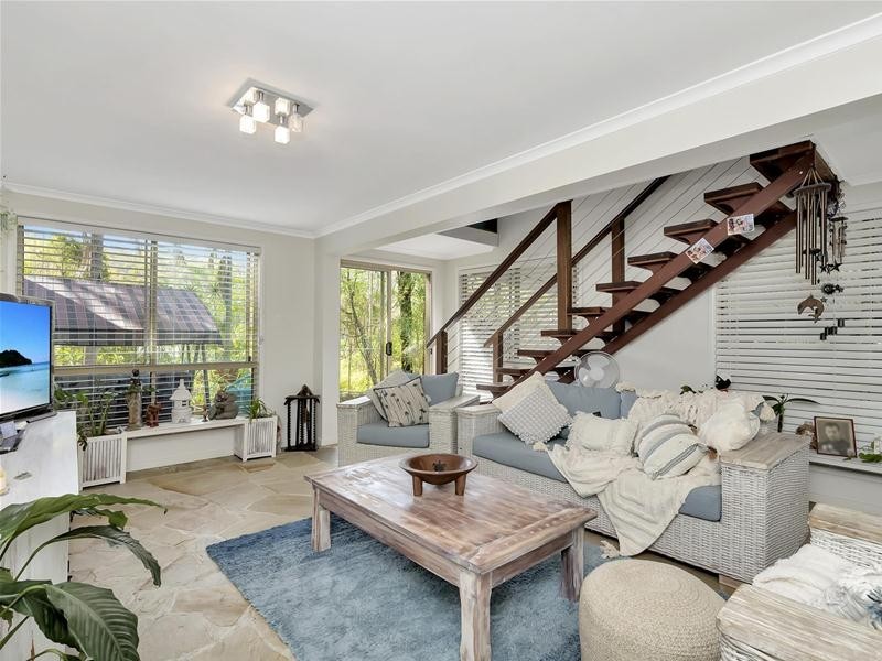 12 Glentrees Grove, Currumbin Waters QLD 4223