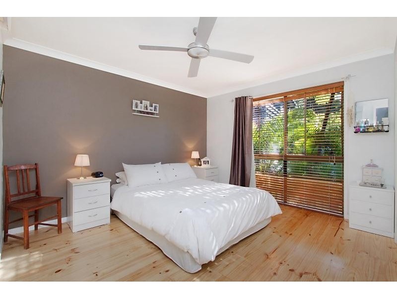 4 Tammin Place, Elanora QLD 4221