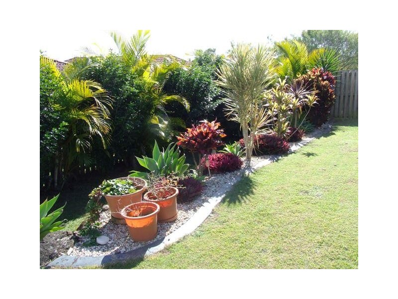 89 Casuarina Drive, Elanora QLD 4221