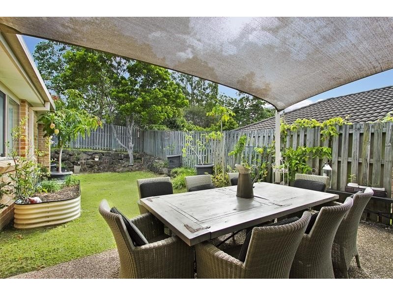 72 Silver Glade Drive, Elanora QLD 4221