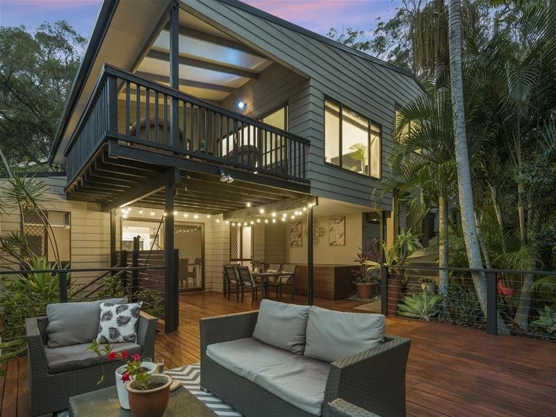 22 Hoffschildt Drive, Currumbin Waters QLD 4223