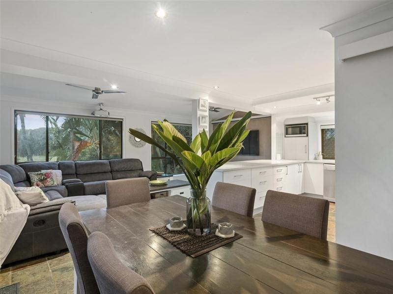 22 Hoffschildt Drive, Currumbin Waters QLD 4223