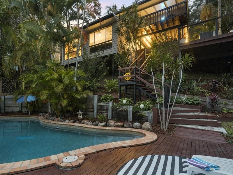 22 Hoffschildt Drive, Currumbin Waters QLD 4223