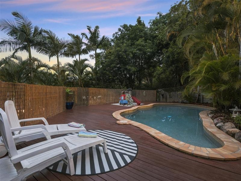 22 Hoffschildt Drive, Currumbin Waters QLD 4223