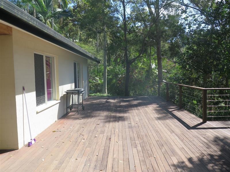 8 Pardalote Place, Currumbin Waters QLD 4223