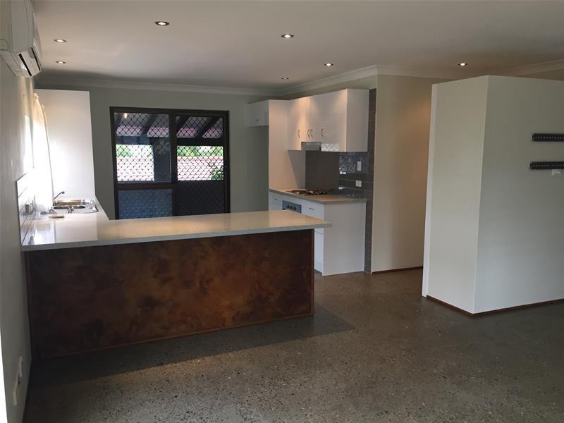 2 Ulm Place, Worongary QLD 4213