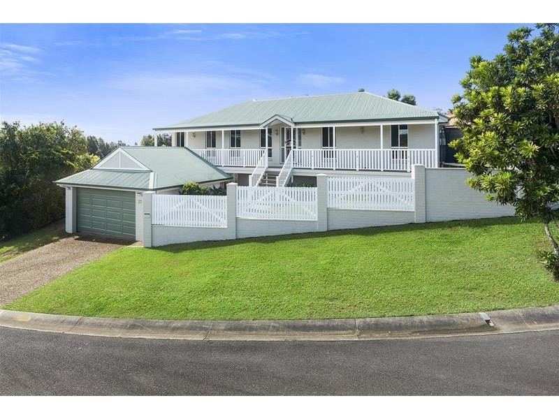 22 Tipuana Drive, Elanora QLD 4221