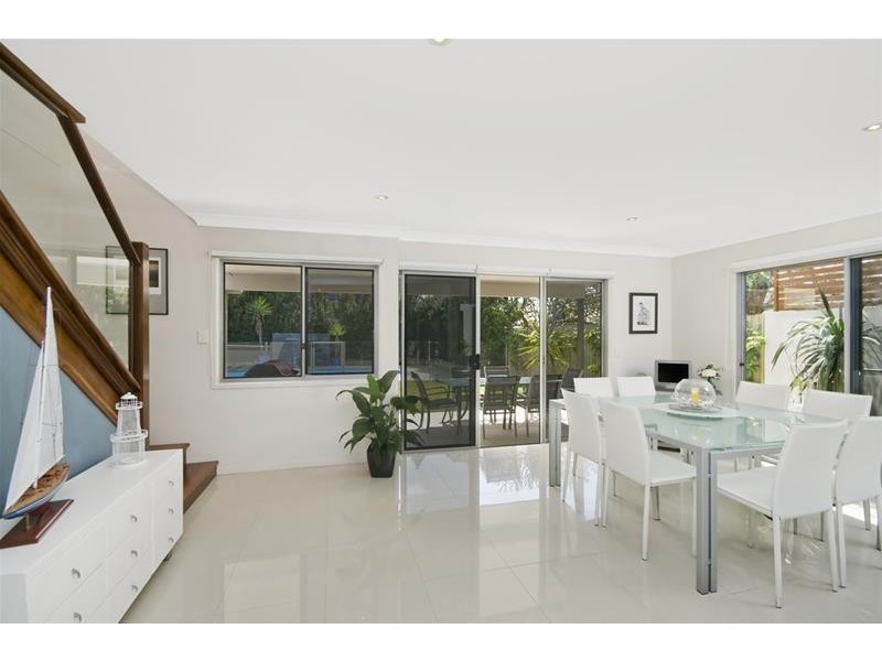 50 Leyte Avenue, Palm Beach QLD 4221