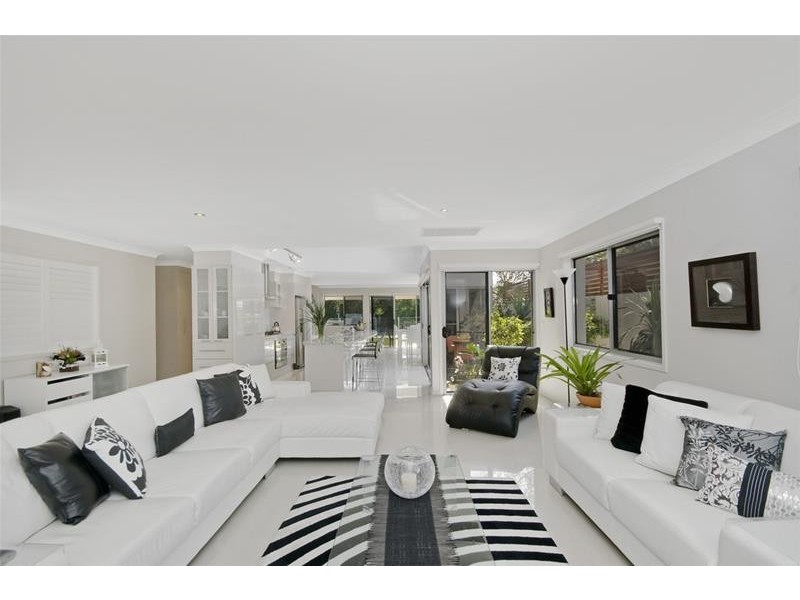 50 Leyte Avenue, Palm Beach QLD 4221