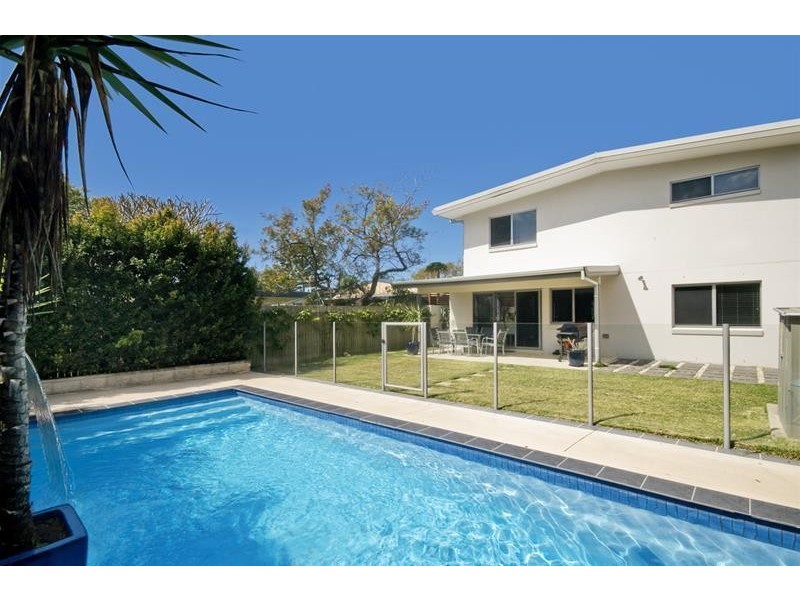 50 Leyte Avenue, Palm Beach QLD 4221