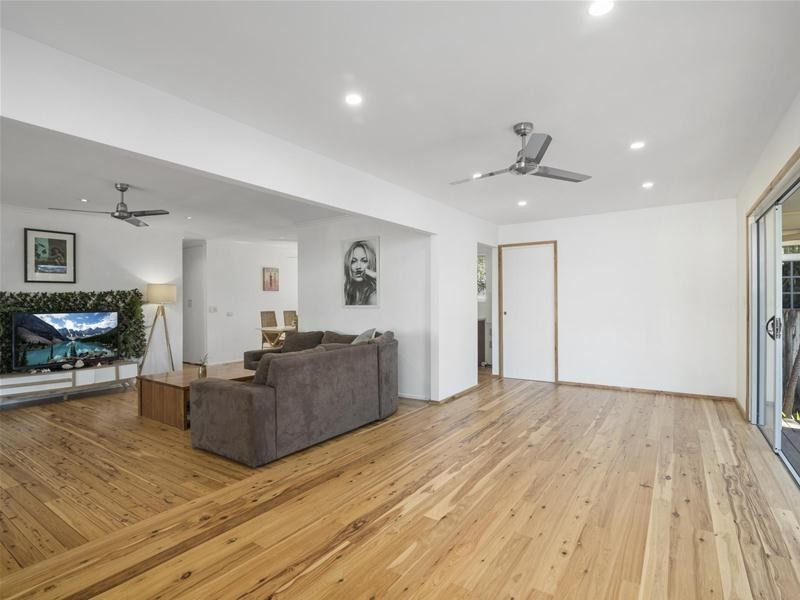 13 Merauke Avenue, Palm Beach QLD 4221