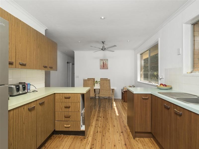 13 Merauke Avenue, Palm Beach QLD 4221