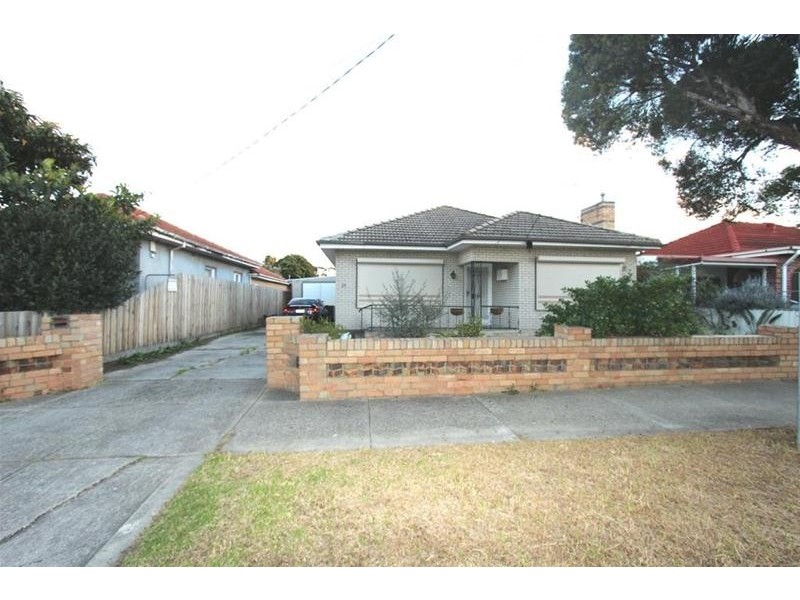 25 Albert Street, Sunshine North VIC 3020