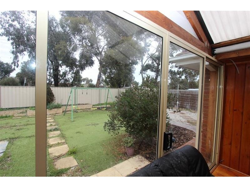 20 Trent Close, Werribee VIC 3030