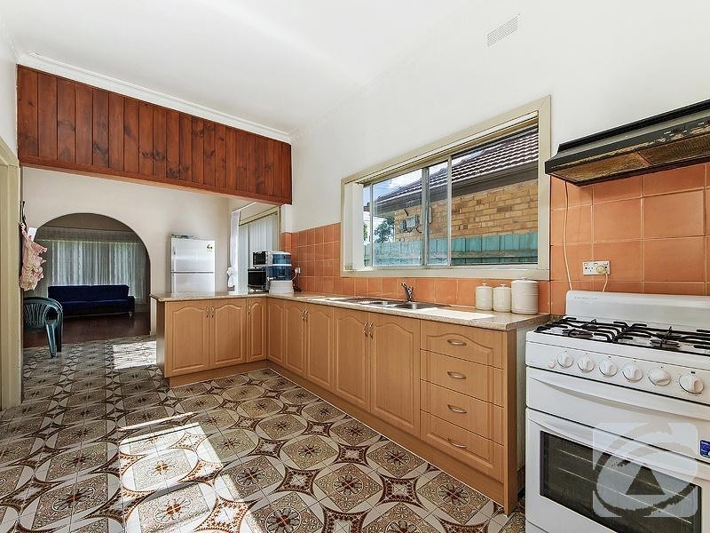 40  Arthur Street, St Albans VIC 3021