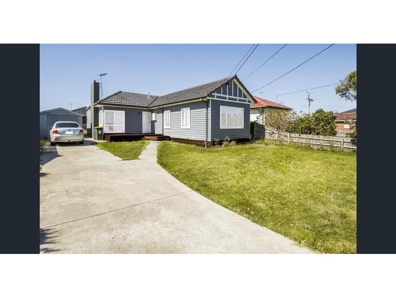 40 Clarke Avenue, St Albans VIC 3021