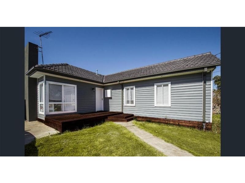 40 Clarke Avenue, St Albans VIC 3021