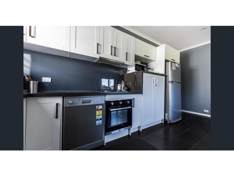 40 Clarke Avenue, St Albans VIC 3021