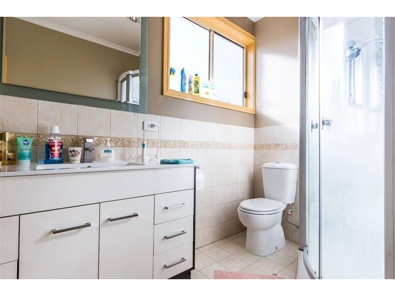 16 Noble Court, Sunshine West VIC 3020