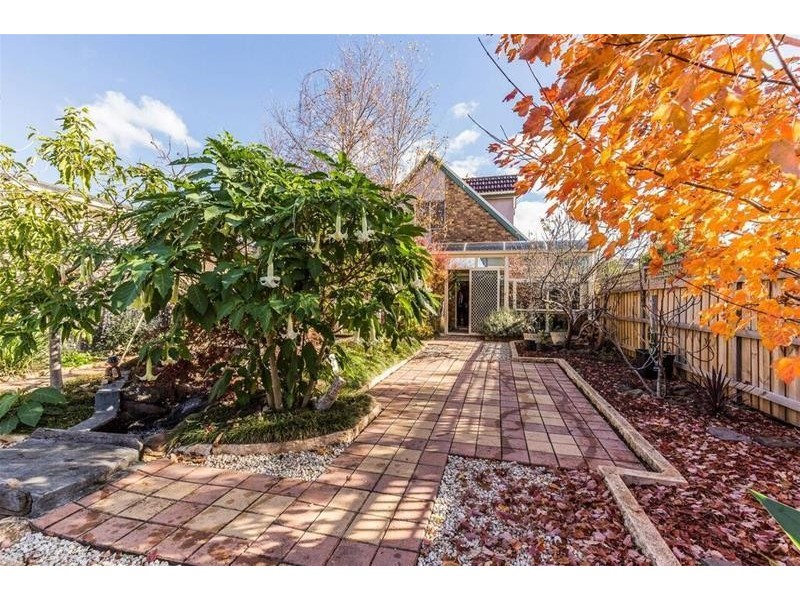 16 Noble Court, Sunshine West VIC 3020