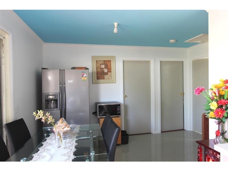 9 Compton Parade, Sunshine North VIC 3020