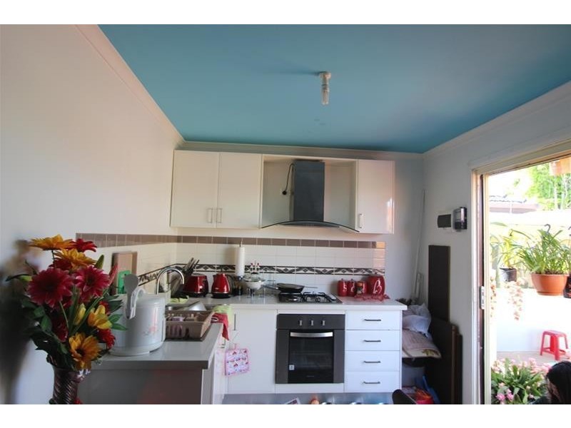 9 Compton Parade, Sunshine North VIC 3020