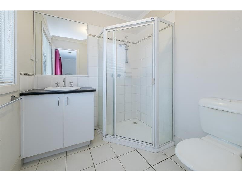 37 The Glades, Taylors Hill VIC 3037