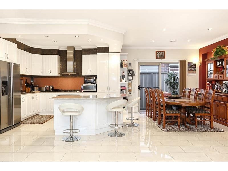 18 Playhouse Avenue, Cairnlea VIC 3023