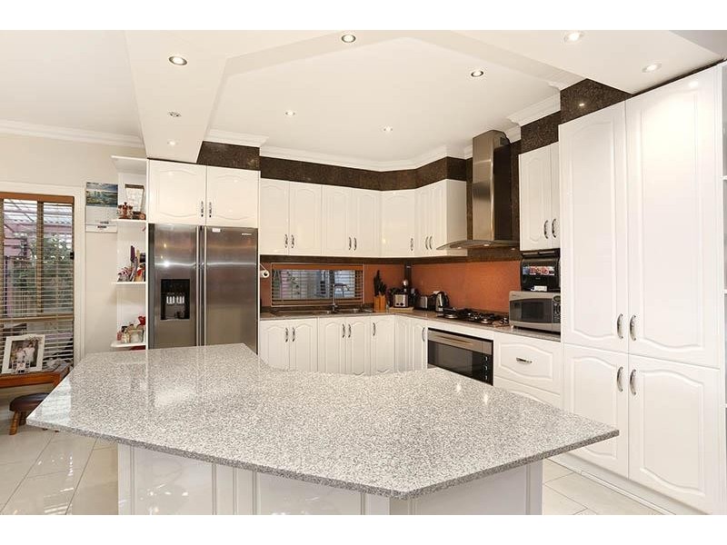 18 Playhouse Avenue, Cairnlea VIC 3023