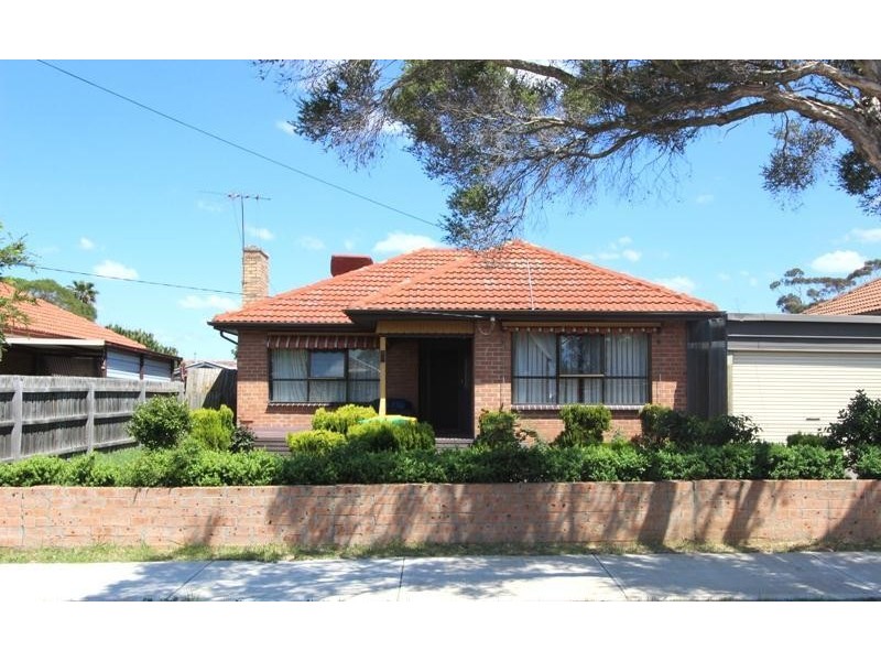 37  Douglas Avenue, St Albans VIC 3021