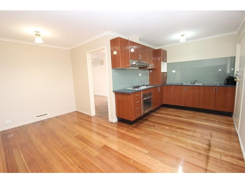 7 Cory Court, Kings Park VIC 3021