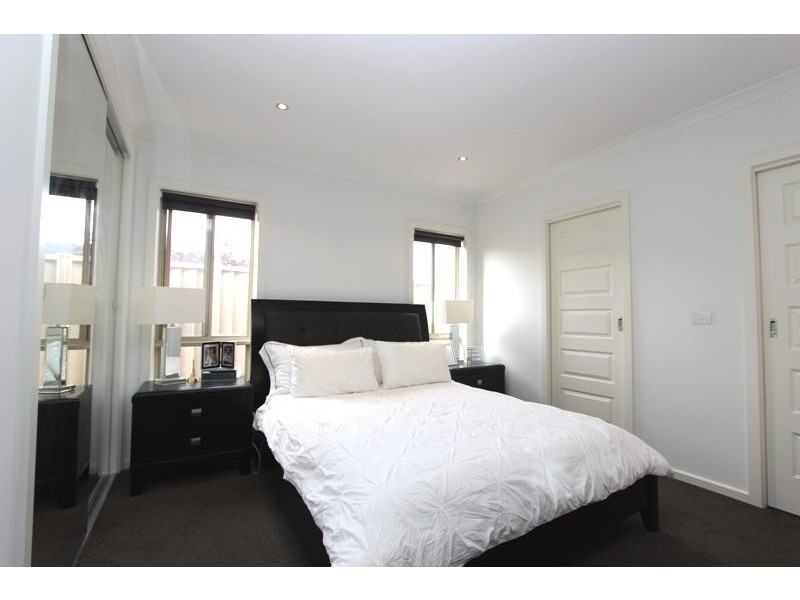 2/65 Leslie Street, St Albans VIC 3021