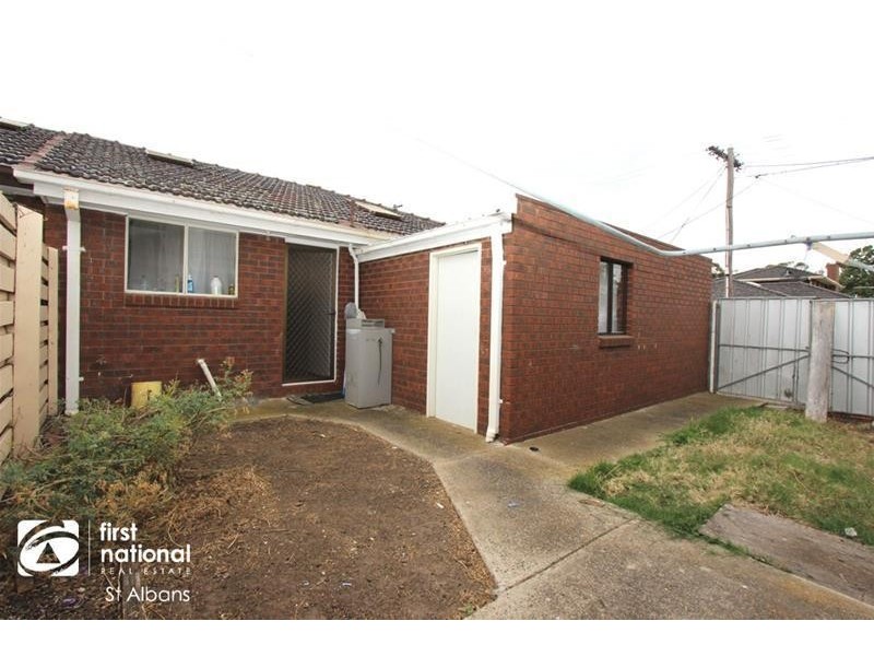 1/17 Stoke Street, Deer Park VIC 3023
