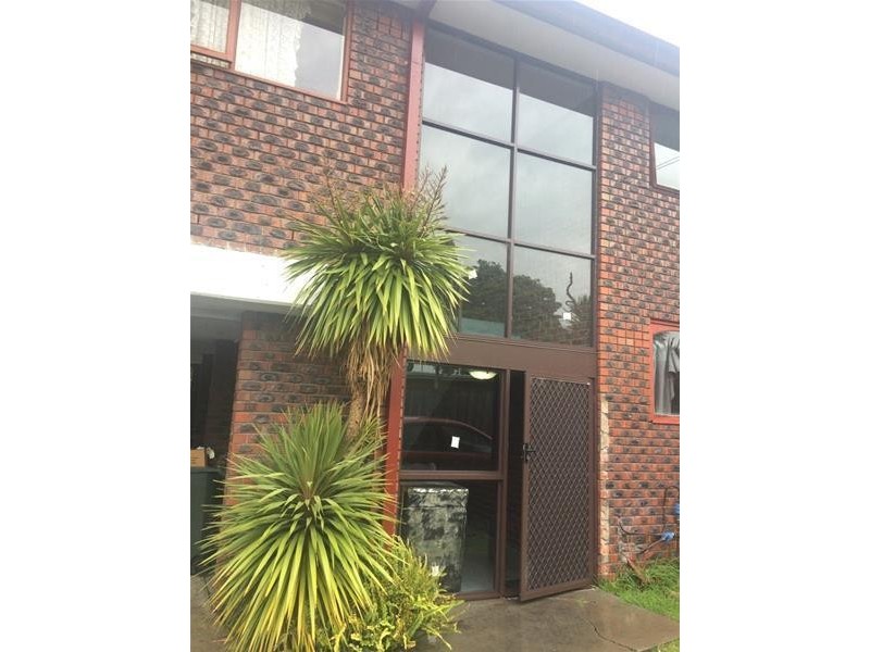 4/10 Percy Street, St Albans VIC 3021