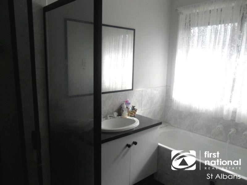 57 Magnolia Street, St Albans VIC 3021