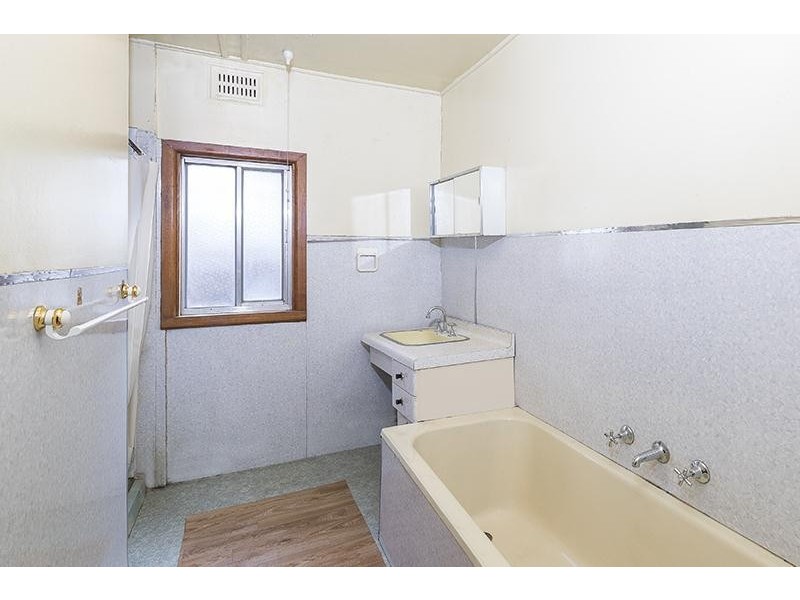 19 Hook Street, St Albans VIC 3021