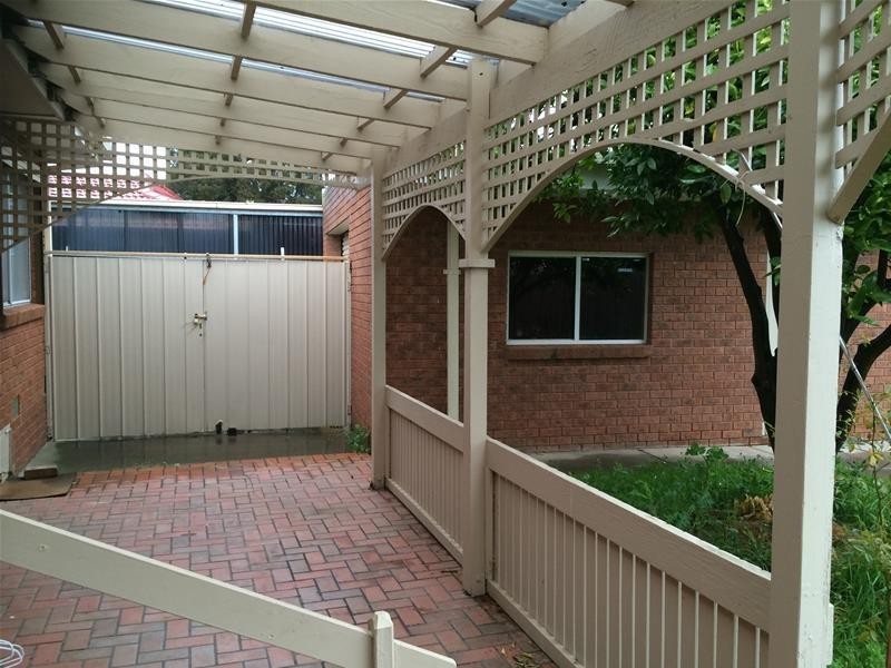 73   Braeswood Road, Kings Park VIC 3021