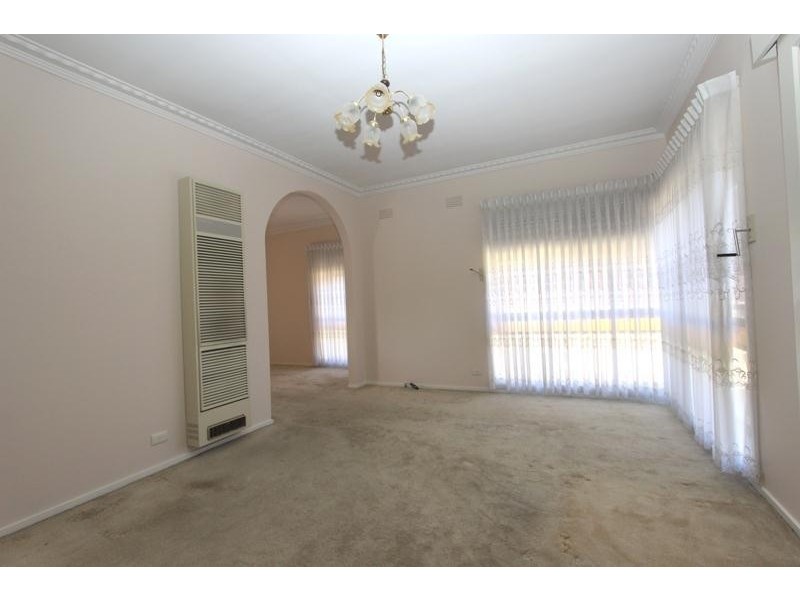 14 Siri Court, Kings Park VIC 3021