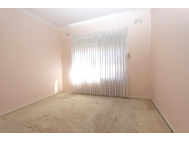 14 Siri Court, Kings Park VIC 3021