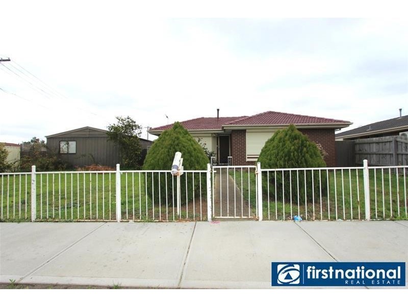 82 Kurung Drive, Kings Park VIC 3021