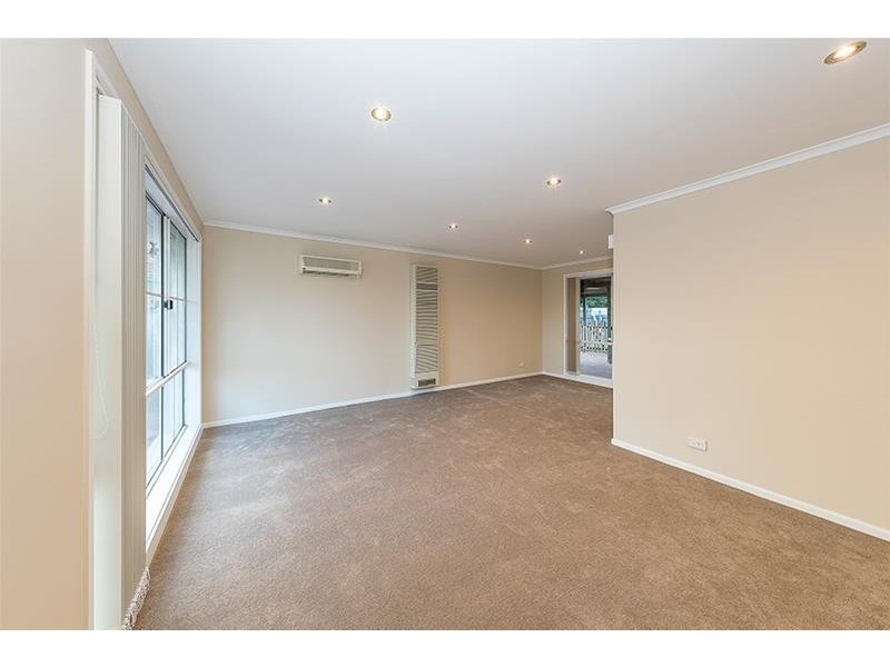 14  Smart Court, Delahey VIC 3037