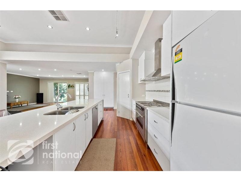 15 Magazine Avenue, Cairnlea VIC 3023