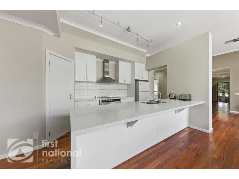 15 Magazine Avenue, Cairnlea VIC 3023