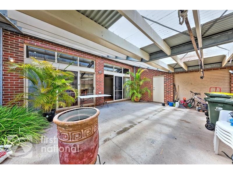 15 Magazine Avenue, Cairnlea VIC 3023