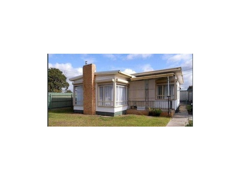 43  Arthur Street, St Albans VIC 3021